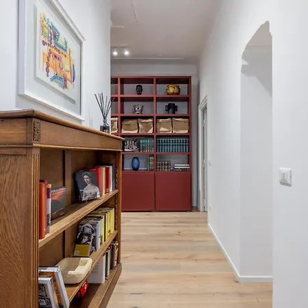 Urban Chic 2 Bedroom Vatican Escape * Roma